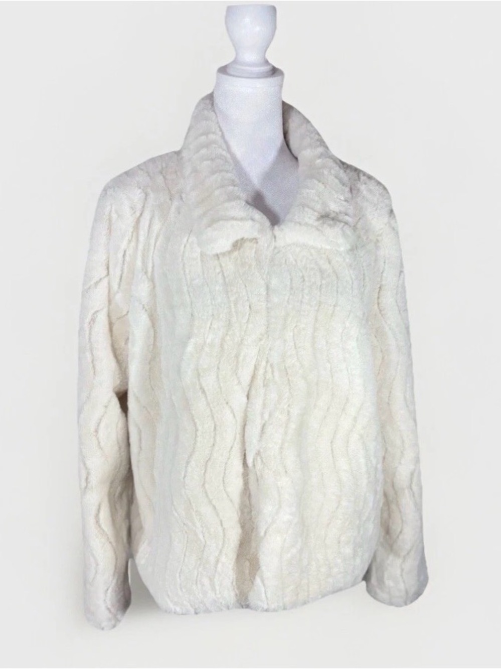 Womens Nina Leonard White Faux Fur Jacket Satin Lined Sz Large Semi-formal